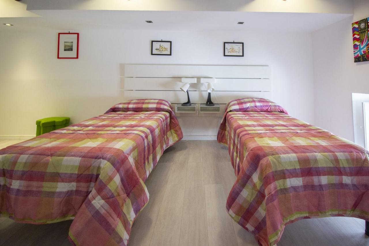 Maniace Homes - Federico & Angelica By Ortigia Apartments シラクーサ エクステリア 写真