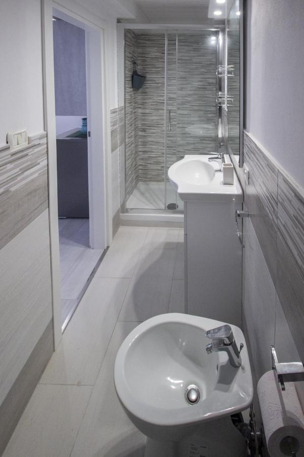 Maniace Homes - Federico & Angelica By Ortigia Apartments シラクーサ エクステリア 写真