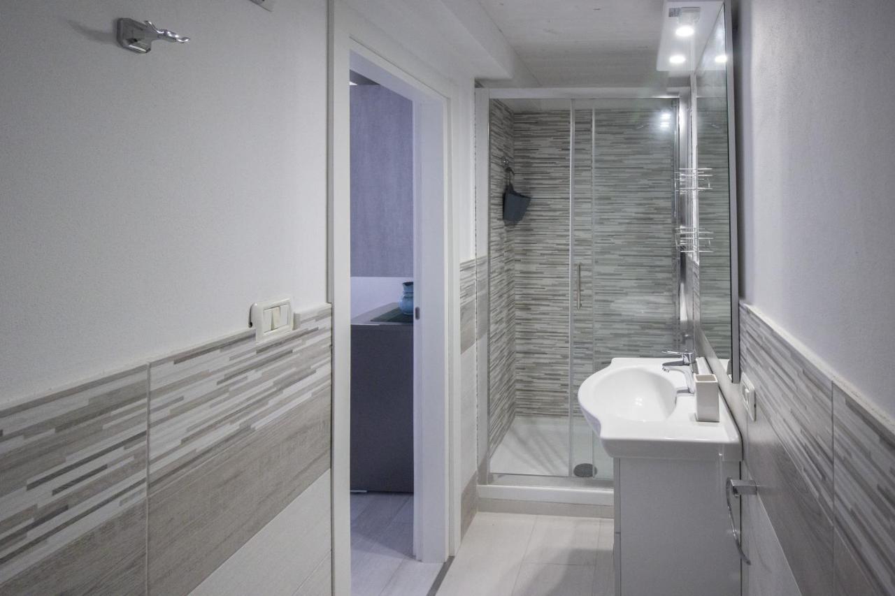 Maniace Homes - Federico & Angelica By Ortigia Apartments シラクーサ エクステリア 写真
